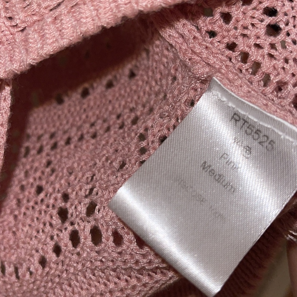 Woman's Amazon Pink Crochet Long Sleeve Sweater M - Picture 7 of 10